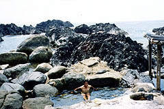 平内の海中温泉（鹿児島県屋久町平内、1998年9月4日）