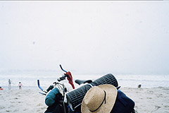 チャリの旅で初めて見る海(茨城県高萩、1998年7月26日）